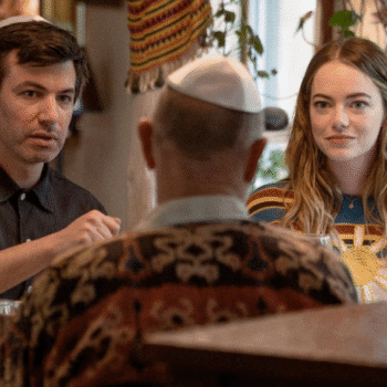 the curse_capa “The Curse” é uma sátira bem apropriada para os tempos atuais