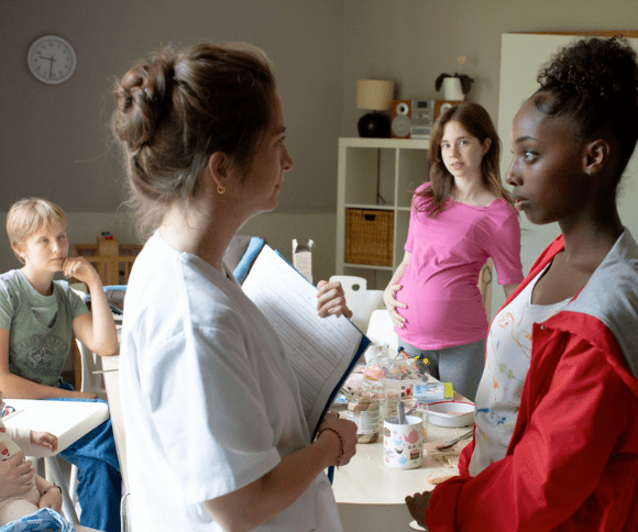 “Jovens Mães”, novo filme dos Irmãos Dardenne, vai te deixar desolado